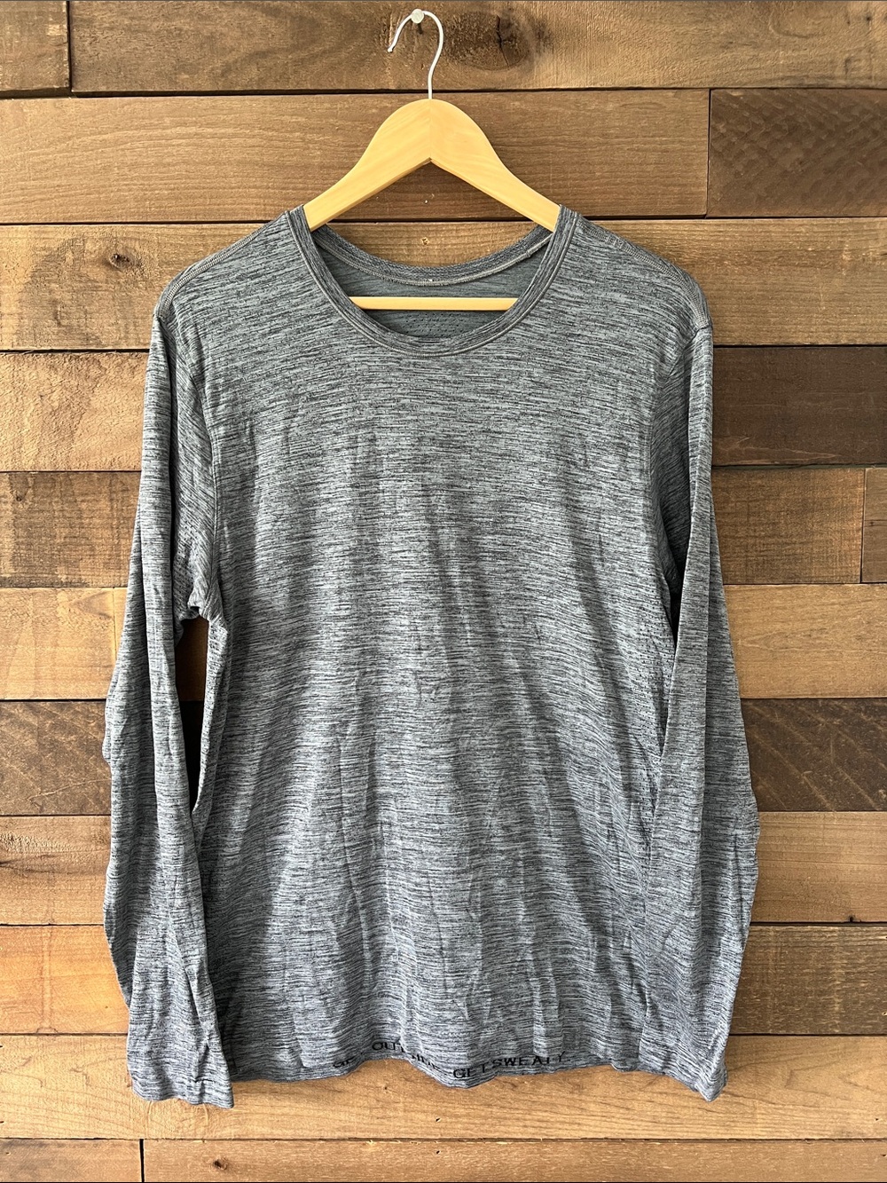 Lululemon Athletica Men's Vent Tech Long Sleeve in Grey Heather Size Large